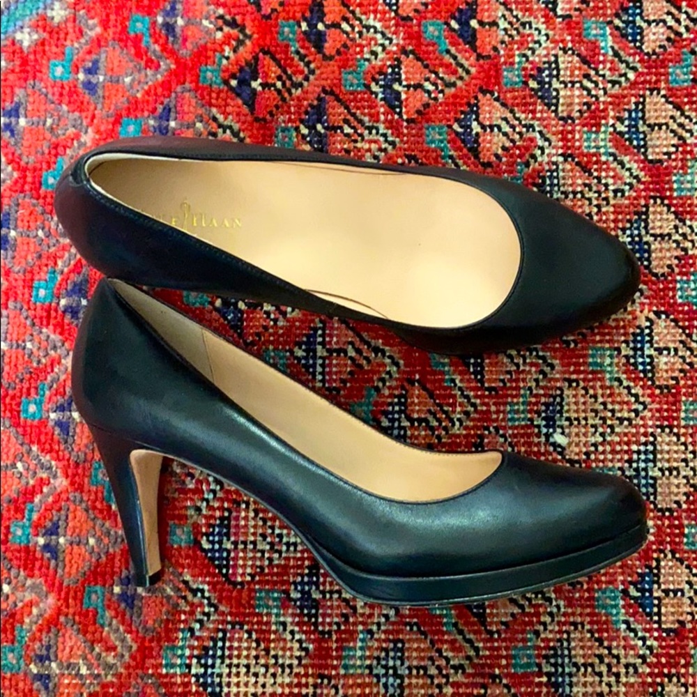 Cole Haan Black Leather Pumps size 7
